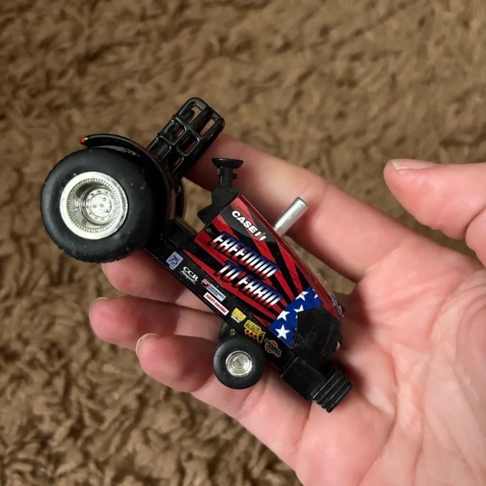 CASE 1:64 MAGNUMATOR TRACTOR pulling PULLER HOT ROD truck 4x4 ertl farm stars